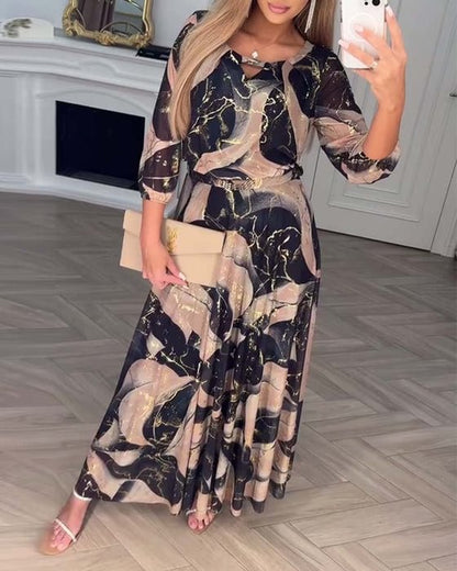 Liora | Elegancka szyfonowa sukienka w delikatny wzór