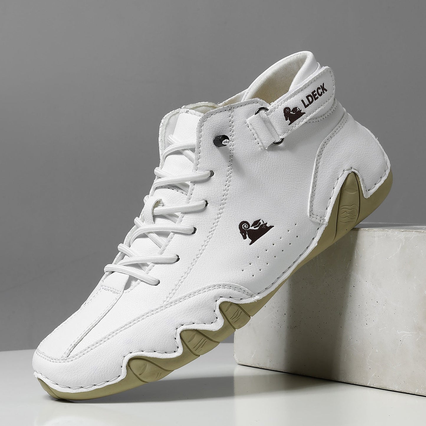 VogLDeck – Wodoodporne i oddychające buty ortopedyczne